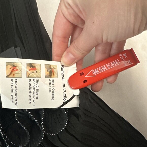 NWT $398 IEENA Mac Duggal [ 4 ] Rosette Ruffle Layered Rosette Dress Gown black‎ - Picture 5 of 14